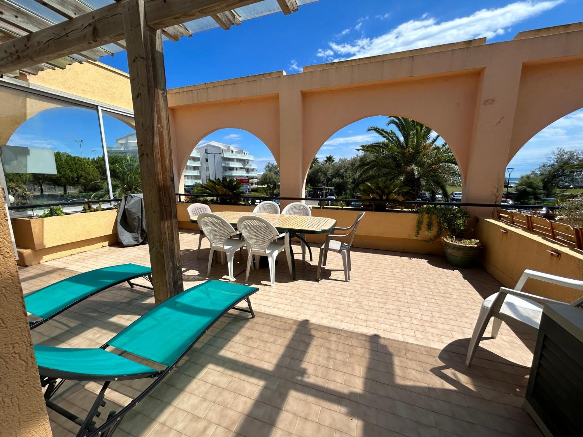 Apartment Vintage De 54m2 Avec Terrasse De 37m2 Vue A *